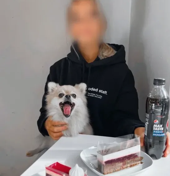 Agnes, 33
