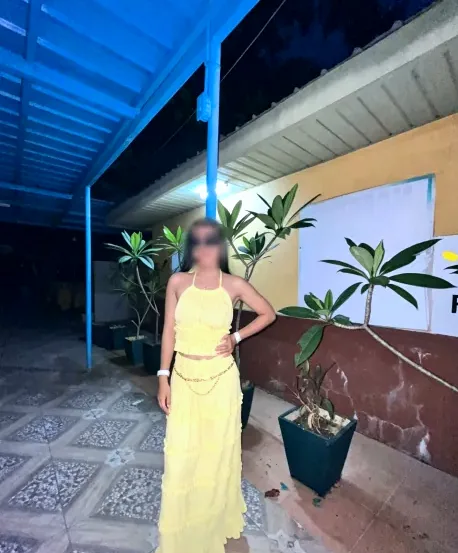 Andrea, 29