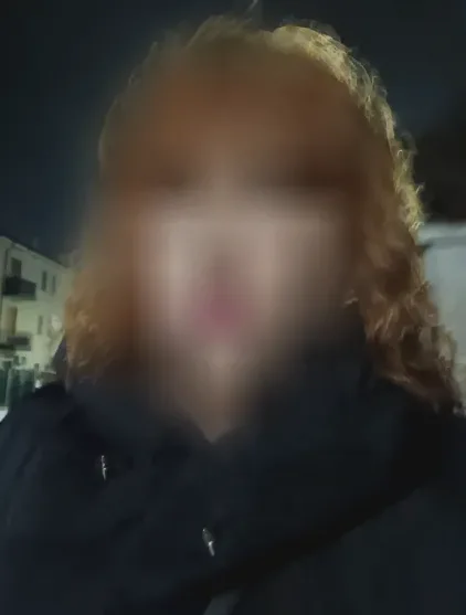 Ellie, 40