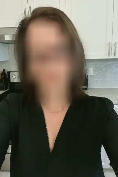 Emilia, 38