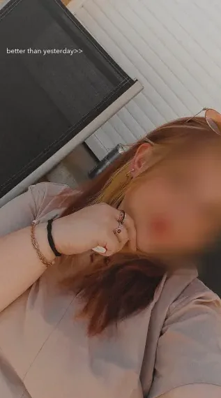 Hanne, 27