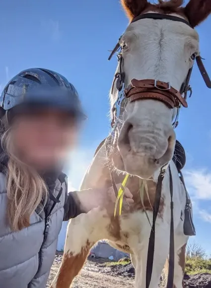 Isabella, 35