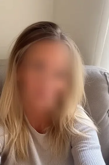 Jasmin, 36