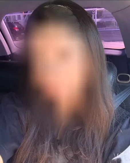 Maja, 28