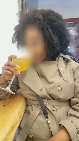 Maria, 35