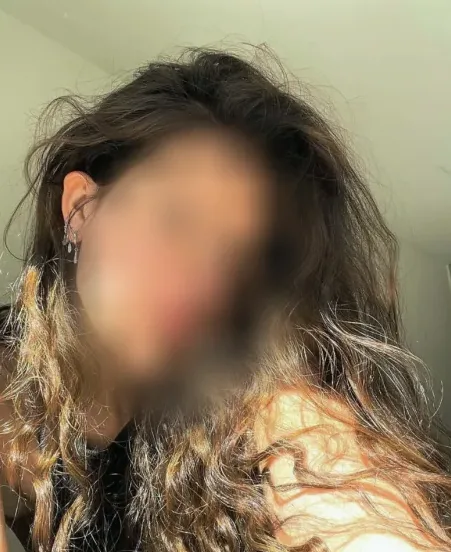 Mariam, 19
