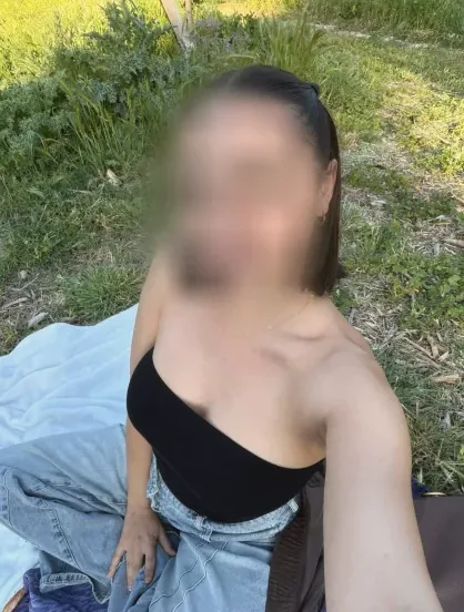 Nora, 30