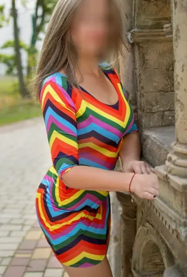 Sara, 37