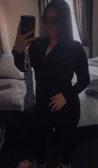 Vilma, 25